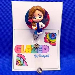 🆕Badge Reel 🛍🤩Free Shipping ✈️💌for bundle of 3 items and up📦